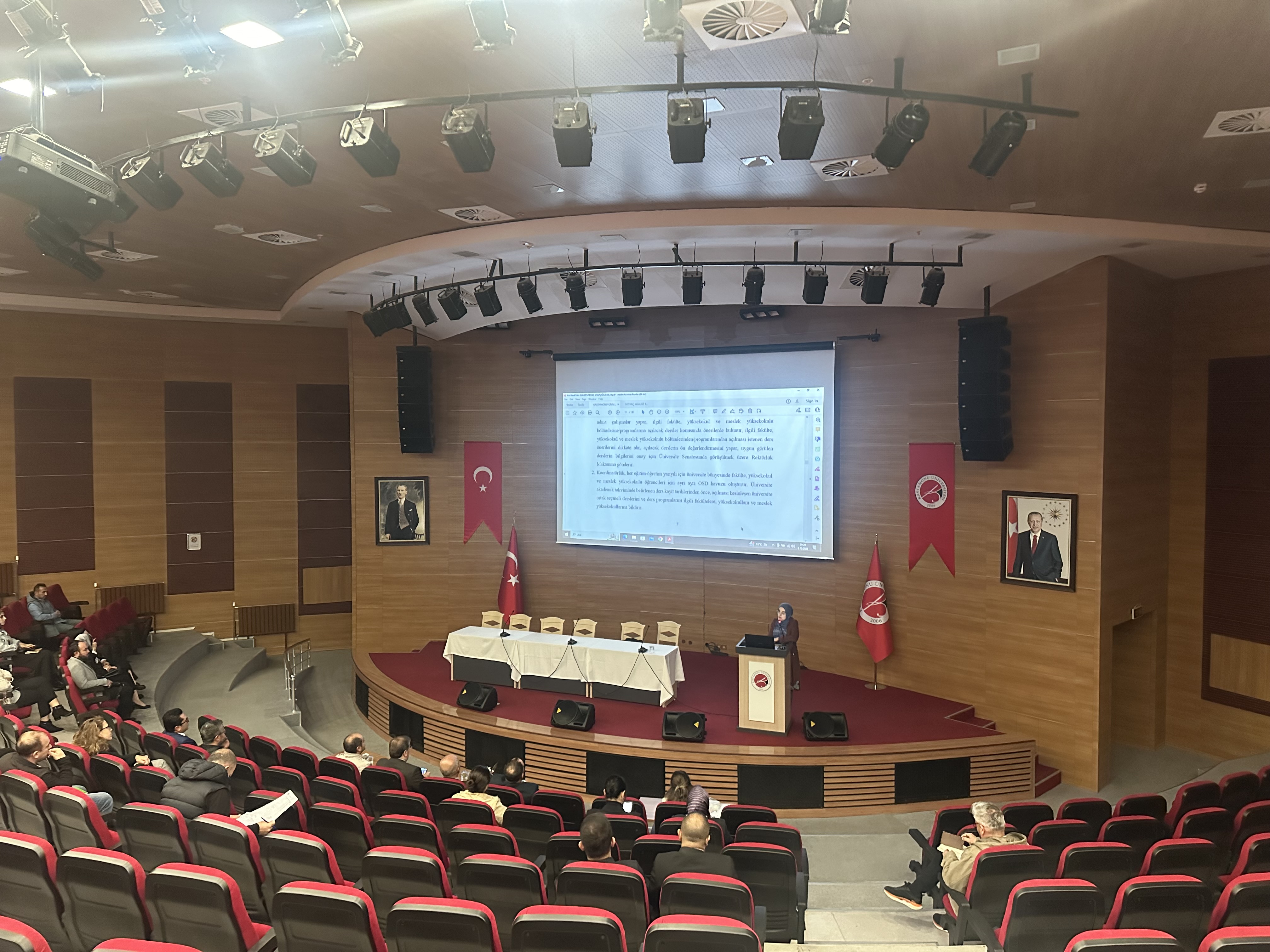 Üniversitemiz Kalite Komisyonu Toplantısını Gerçekleştirdi